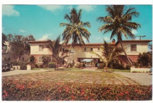 Bay Shore Apartments, Ft Lauderdale, Florida, Vintage 1964 Chrome Postcard