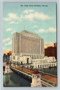 Chicago, IL 1929 Art Deco Daily News Building, River, Linen Illinois Postcard