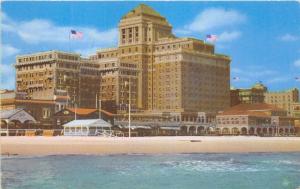 Atlantic City New Jersey~Chalfonte-Haddon Hall~Beach Scene~1950s Postcard