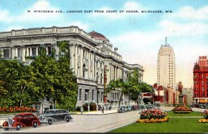 Wisconsin Milwaukee West Wisconsin Avenue Looking East From Court Of Honor