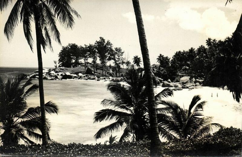 seychelles, MAHE, Carana Beach (1950s) RPPC