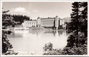 Byron Harmon 949 Chateau Lake Louise Alberta AB Unused RPPC Postcard H41