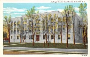 BISMARCK, ND North Dakota    BURLEIGH COUNTY COURT HOUSE    c1940's Postcard