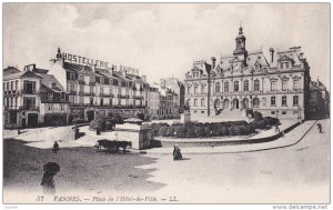 VANNES (Morbihan), France, 1900-1910s; Place De l'Hotel-De-Ville