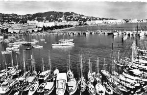 BF37161 cannes la promenade de la croisette  france  Boat Ship Bateaux