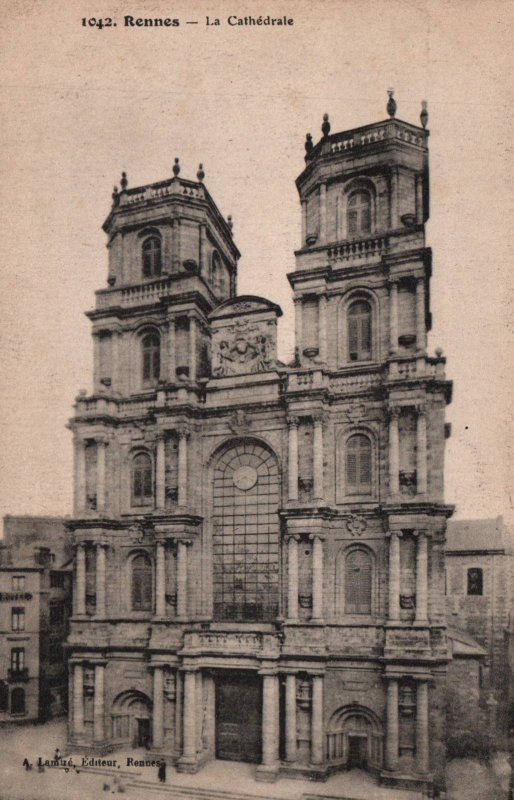 La Cathedrale,Rennes,France BIN