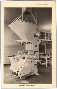 U.S. Signal Corps, Bakery Equipment Industrial Kitchen Vintage Postcard E12