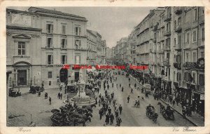 Italy, Napoli, Naples, Via Roma, Street Scene, R Zedda No 527