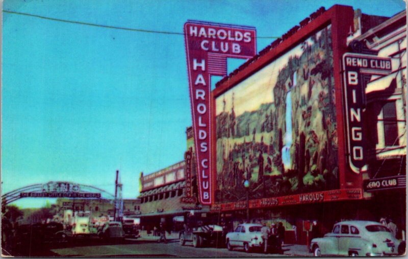 Postcard Harold's Club Illuminated Sign in Reno, Nevada