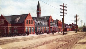 Postcard Early View of Union RR Depot in Ogden, OR.  P4