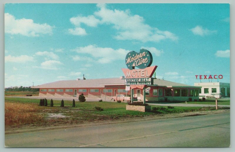 Fremont Nebraska~Modern Aire Motel~Texaco Station~Neon Signs~'53 Car~1960s 