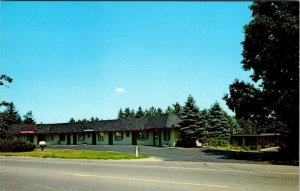 Ionia, MI Michigan  EVERGREEN MOTEL  Roadside  IONIA COUNTY  Chrome Postcard
