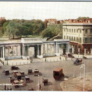 c1920s London, England Hyde Park Corner Gates Motor Cars Horses Carriages A360