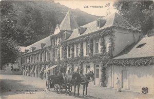 US3352 France Les Pyrenees Bagneres de Bigorre Thermes de Salut Horse Carriage