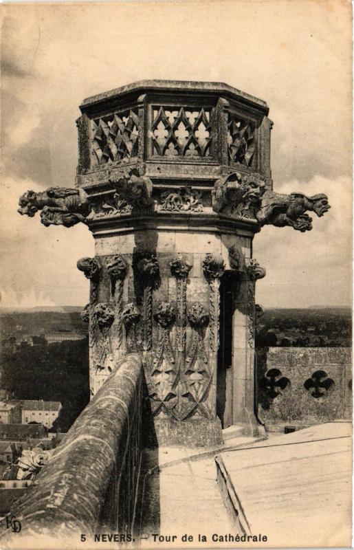 CPA NEVERS - Tour de la Cathedrale (355487)