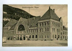 192258 NORWAY Bergen Railway Station Vintage postcard