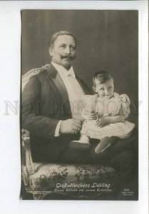 423679 Kaiser Wilhelm & grandchild Vintage PHOTO 1907 year PC