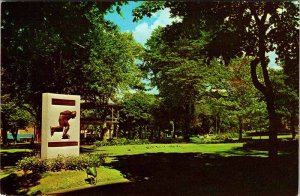 Postcard MONUMENT SCENE Saint John New Brunswick NB AK2195