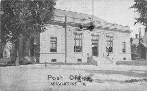 G87/ Muscatine Iowa Postcard 1910 U.S. Post Office Building