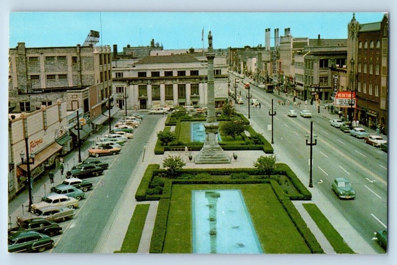 Racine Wisconsin WI Postcard Monument Square Park Statue Exterior c1960 Vintage