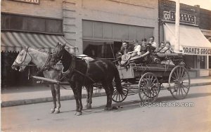 Horse and Carriage - Woodburn, Oregon