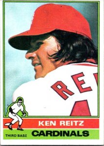 1976 Topps Baseball Card Ken Reitz St Louis Cardinals  sk12343