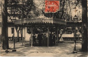 CPA vichy la source du parc (1220595) 