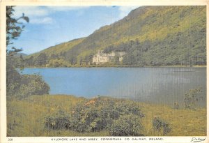 uk51784 kylemore lake and abbey connemara galway ireland