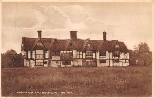 BIDDENDEN KENT UK  CLOTHWORKERS HALL POSTCARD