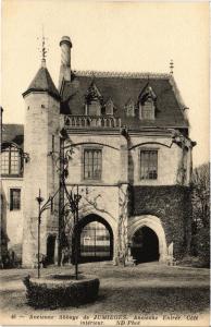 CPA Ancienne Abbaye de JUMIEGES-Ancienne Entrée Cote interieur (269821)