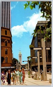 Honolulu Hawaii~Fort Street Mall~First Federal Savings & Loan~1960s Postcard