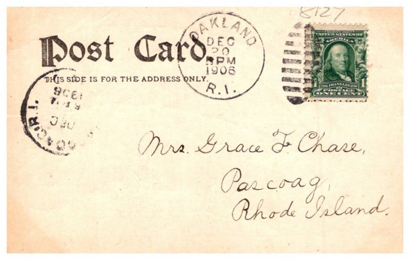 Chtistmas  Women inside Merry Xmas