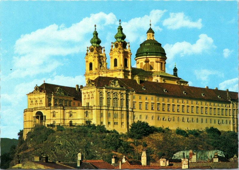postcard Austria - Baroque Monastery on the Danube