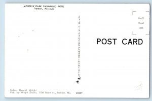 Trenton Missouri Postcard Moberly Park Swimming Pool Exterior View c1960 Vintage