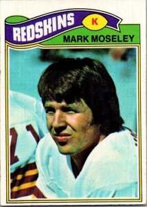 1977 Topps Football Card Mark Mosely Washington Redskins sk21393