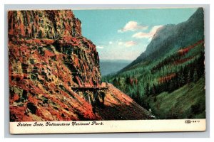 Vintage 1910's Postcard Golden Gate Yellowstone National Park Wyoming