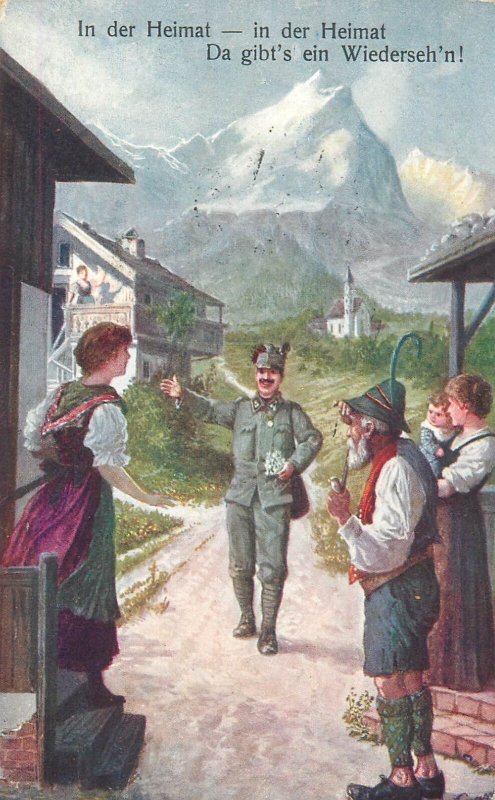 Austrian army soldier in the homeland there is a family reunion 1916