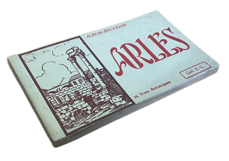 France Arles souvenir album 24 detachable artistic vintage postcards