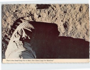 Postcard Close-up view of the foot and lunar boot on the moon, Apollo 11 Landing