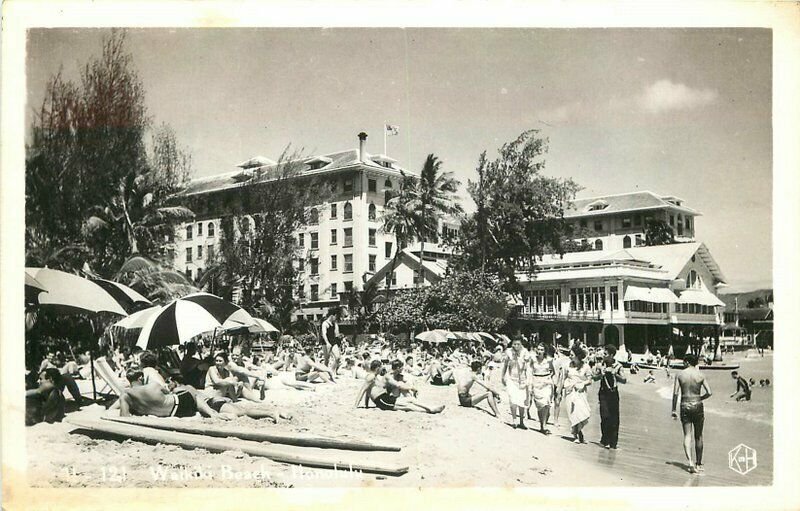 Beautiful Beach Scene Honolulu Beach Hawaii RPPC #H-121 Photo Postcard 20-3812