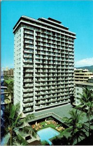 Waikiki Village Hotel Highrise Palm Trees Swimming Pool Tourist Postcard Unused 