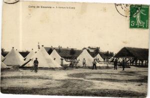 CPA Camp de SISSONNE A travers le Camp (280297)