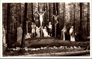 RPPC Crucifixion Scene, Lunds Scenic Gardens Leland MI Vintage Postcard V49