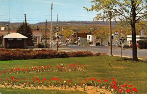 Glen Rock New Jersey Rock Road, Photochrome Vintage Postcard U10297