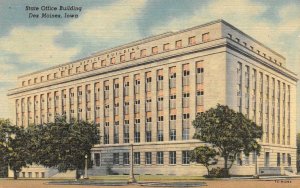 DES MOINES, Iowa IA    STATE OFFICE BUILDING    c1940's Curteich Linen Postcard