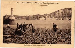 CPA Le TRÉPORT-Le Casino et l'Hotel de la Plage (234862)