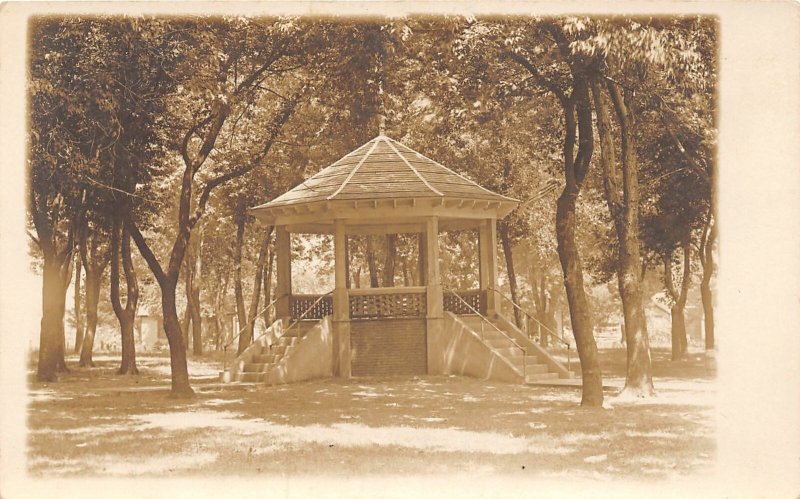 H97/ Sheridan Missouri RPPC Postcard c1910 Park Band Stand Gazebo  91