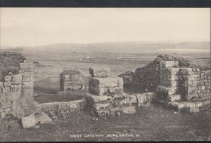 Northumberland Postcard - Roman Ruins - West Gateway, Borcovicus  MB1122