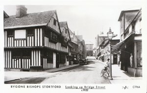 Hertfordshire Postcard - Bishops Stortford, Looking Up Bridge Street c1922 - U81