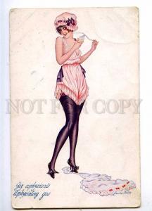 189734 WWI Pin Up Lady w/ perfume by SAGER Vintage NOYER PC